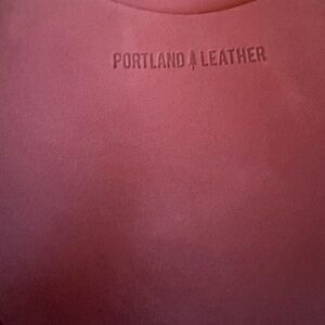 Portland leather company round crossbody